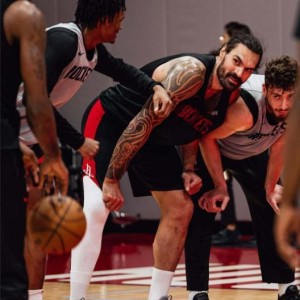 开云体育-中国官网登录入口-场均21+12+5！申京改打新位置？火箭队斯通摊牌，双塔战术获支持