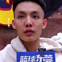 开云体育官网-换上新发型！徐杰：上海各个方面都有很好的配置 全力以赴去拼